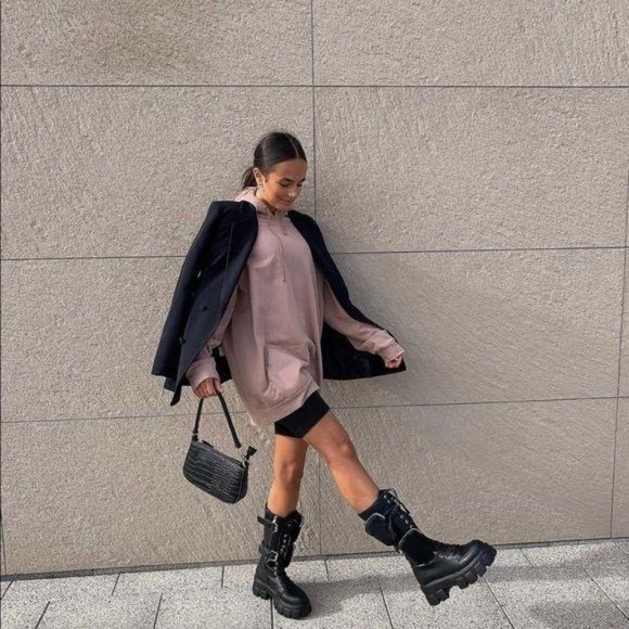 Black Combat Boots with Removable Pouches - Picture 8 of 13